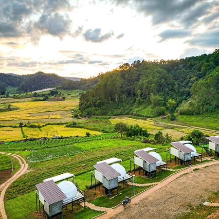 Hotel สวนไร่รุ่งอรุณ Suan Rai Rungarun Ban Na Pa Paek Exteriér fotografie